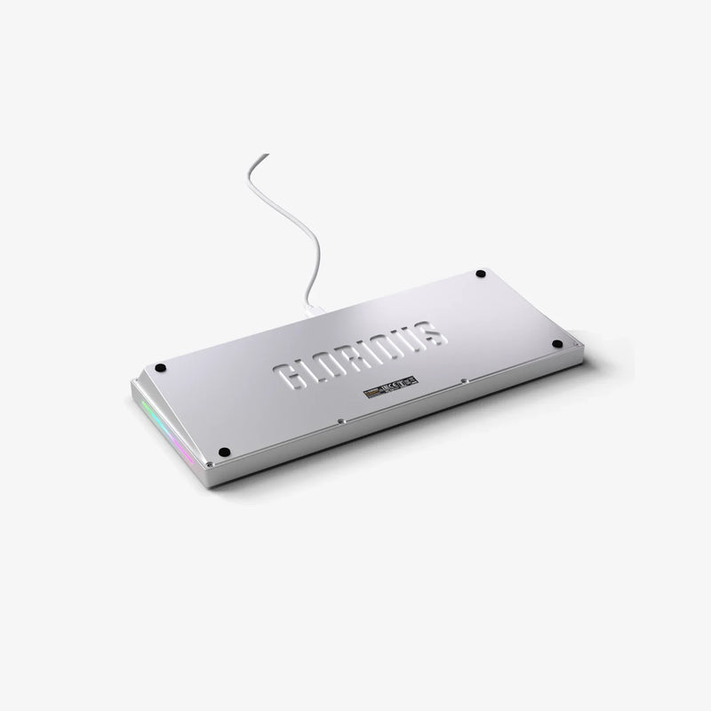 GMMK PRO 75% Keyboard bottom view | White Ice