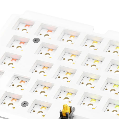 GMMK 3 Switch Plate 65% Polycarbonate ISO