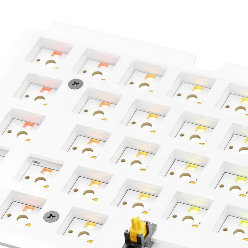 GMMK 3 Switch Plate 65% Polycarbonate ISO