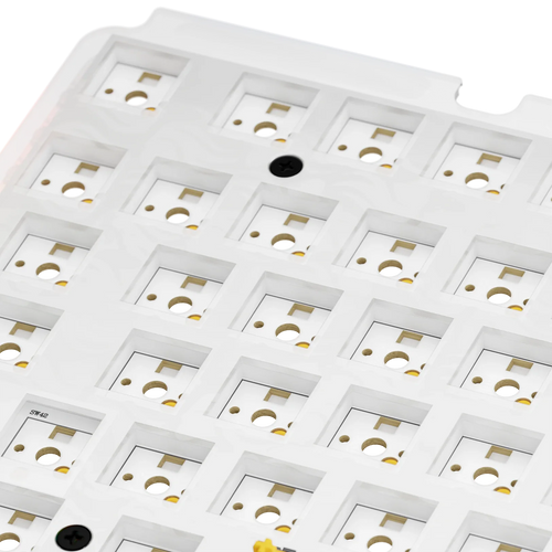 GMMK 3 Switch Plate 75% Polycarbonate ISO