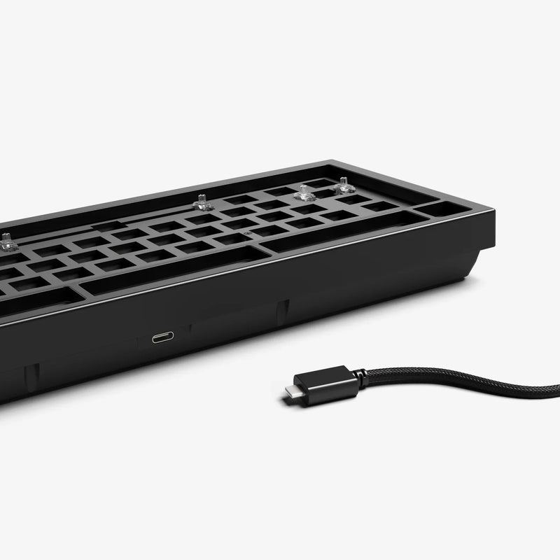 GMMK PRO 75% Keyboard back cable view | Black Slate
